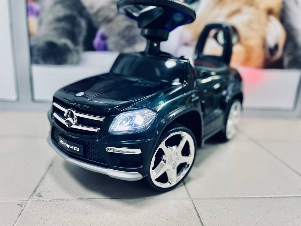Детская машинка-каталка, толокар RiverToys Mercedes-Benz GL63 A888AA (черный) Лицензия