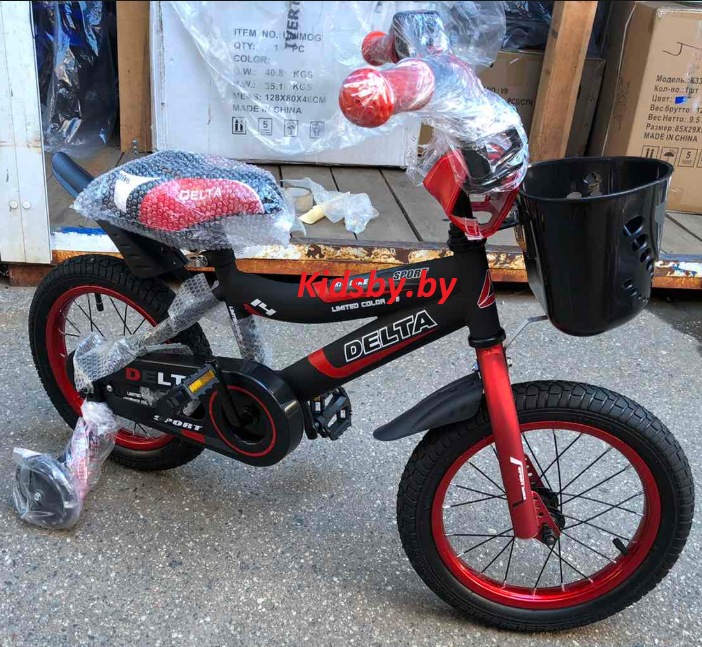 Детский велосипед Delta Sport 14 2020 (черный/красный) со шлемом, корзиной и светящимися полиуретановыми приставными колесиками