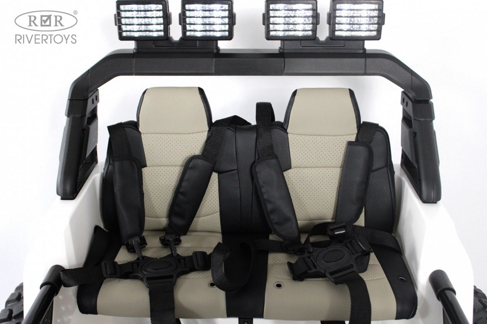 Детский электромобиль RiverToys Jeep A222AA (белый) Двухместный Полноприводный - фото2