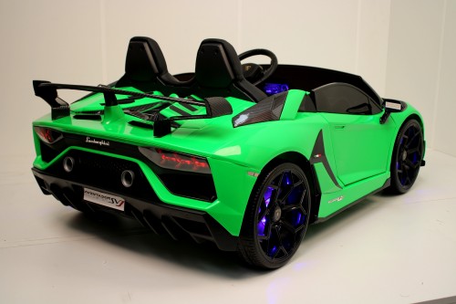 Детский электромобиль RiverToys Lamborghini Aventador SVJ A111MP (зеленый) лицензия двухместный - фото5