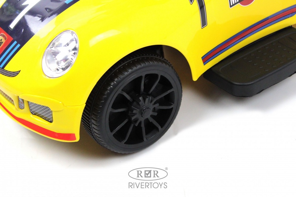 Детский толокар RiverToys F005FF-P (желтый) Porsche - фото2
