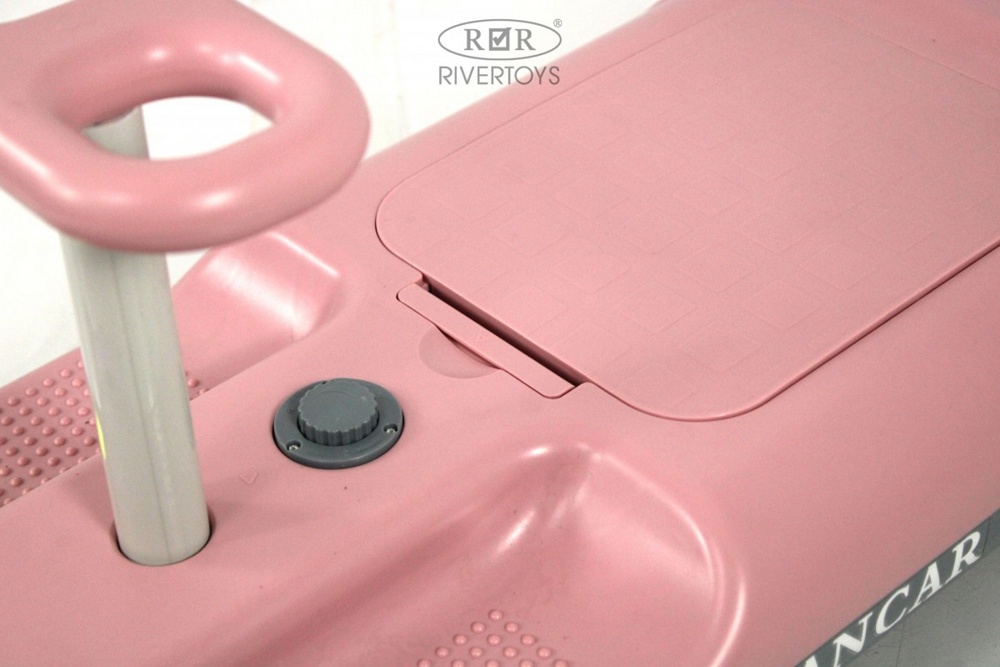 Детский электромобиль RiverToys Y-01 (розовый) для мытья пола с функцией влажной уборки - фото5