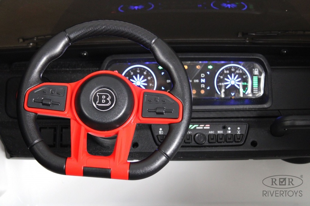 Детский электромобиль RiverToys Z888ZZ (белый) Brabus Полноприводный Двухместный фото-4 Детский электромобиль RiverToys Z888ZZ (белый) Brabus Полноприводный Двухместный фото-4