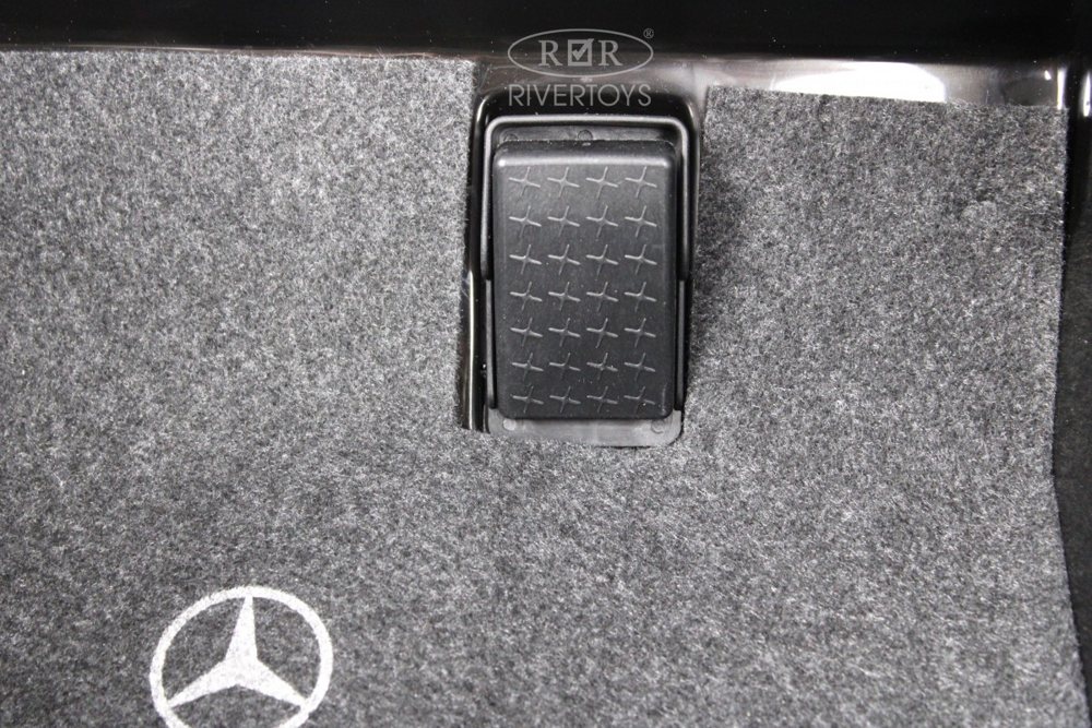 Детский электромобиль RiverToys Mercedes-Benz G63 O111OO (черный) Лицензия - фото6