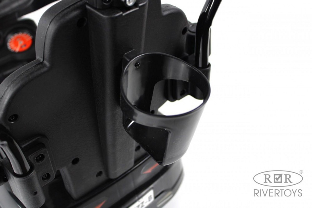 Детский толокар RiverToys Z005ZZ-B (белый) - фото4