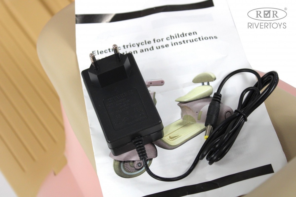 Детский электроскутер RiverToys K444PX-A (серый) сиденье эко-кожа+фонарь - фото6