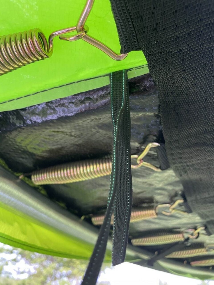 Батут Funfit 374 см - 12ft Pro (зеленый) усиленный с внешней защитной сеткой и лестницей - фото4