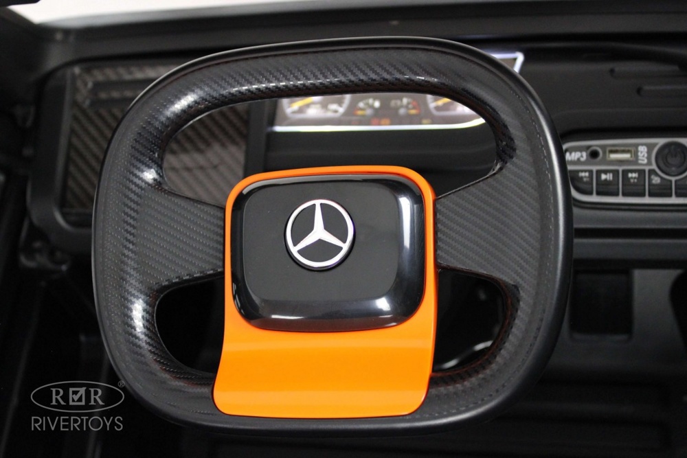 Детский электромобиль RiverToys Mercedes-Benz Axor с прицепом H777HH (оранжевый) Лицензия с пультом - фото4