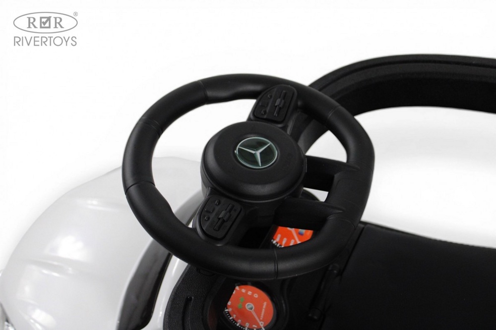 Детский толокар RiverToys Z005ZZ-AP (белый) Audi фото-3