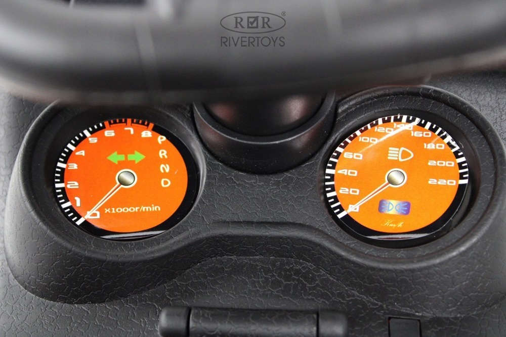 Детский толокар RiverToys Z005ZZ-AP (белый) Audi фото-4