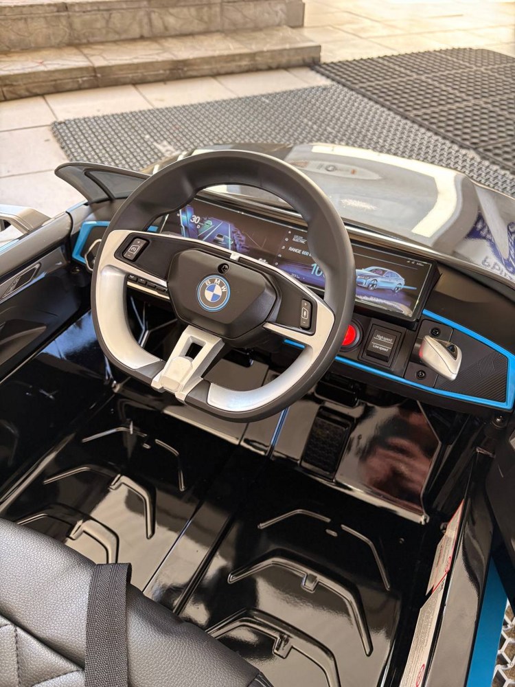 Детский электромобиль Baby Driver E001BB BMW I4 (черный глянец) фото-4