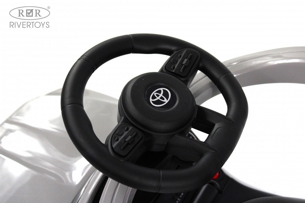 Детский толокар RiverToys Toyota Land Cruiser 300 Z002ZZ-C (серый) фото-4