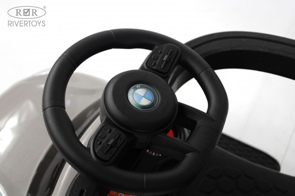 Детский толокар RiverToys Z005ZZ-B (серый) - фото3