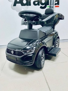 Детская машинка Каталка Baby Care T-Roc Volkswagen 651 (черный) кожаное сиденье 2021г - фото