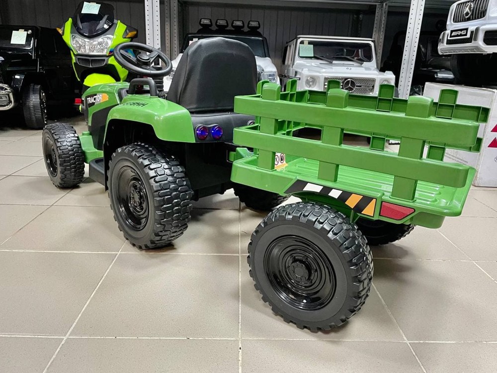 Детский электромобиль RiverToys H888HH (темно-зеленый) трактор с прицепом и пультом - фото3