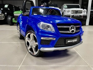 Детская машинка -каталка RiverToys Mercedes-Benz GL63 A888AA (синий/черный) лицензия - фото