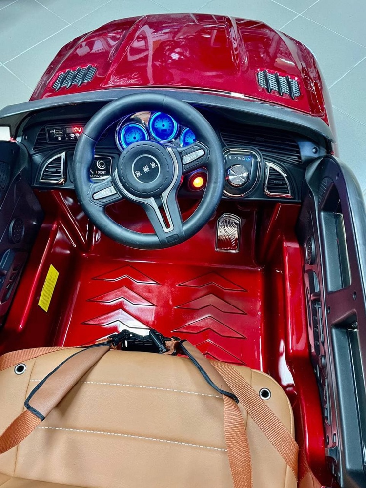 Детский электромобиль RiverToys Mercedes-Benz E009KX (красный) вишневый глянец автокраска GLE Coupe - фото3