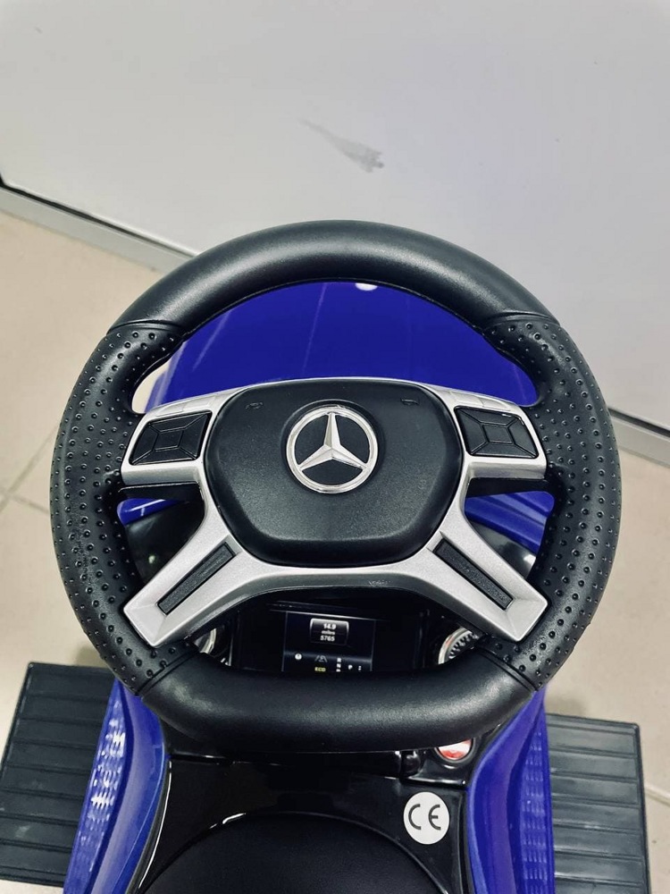 Детская машинка Каталка, толокар RiverToys Mercedes-Benz GL63 A888AA-M (синий) Лицензия - фото3