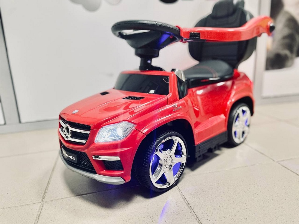 Детская машинка Каталка-качалка, толокар на аккумуляторе RiverToys Mercedes-Benz GL63 A888AA-H (красный/черный) Лицензия - фото5