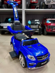 Детская машинка Каталка-качалка, толокар на аккумуляторе RiverToys Mercedes-Benz GL63 A888AA-H (синий/черный) Лицензия - фото