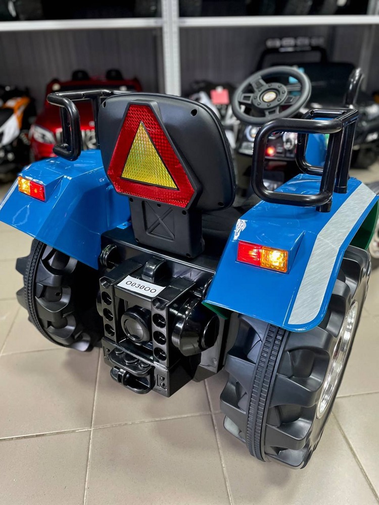Детский электромобиль RiverToys трактор O030OO (синий) - фото6