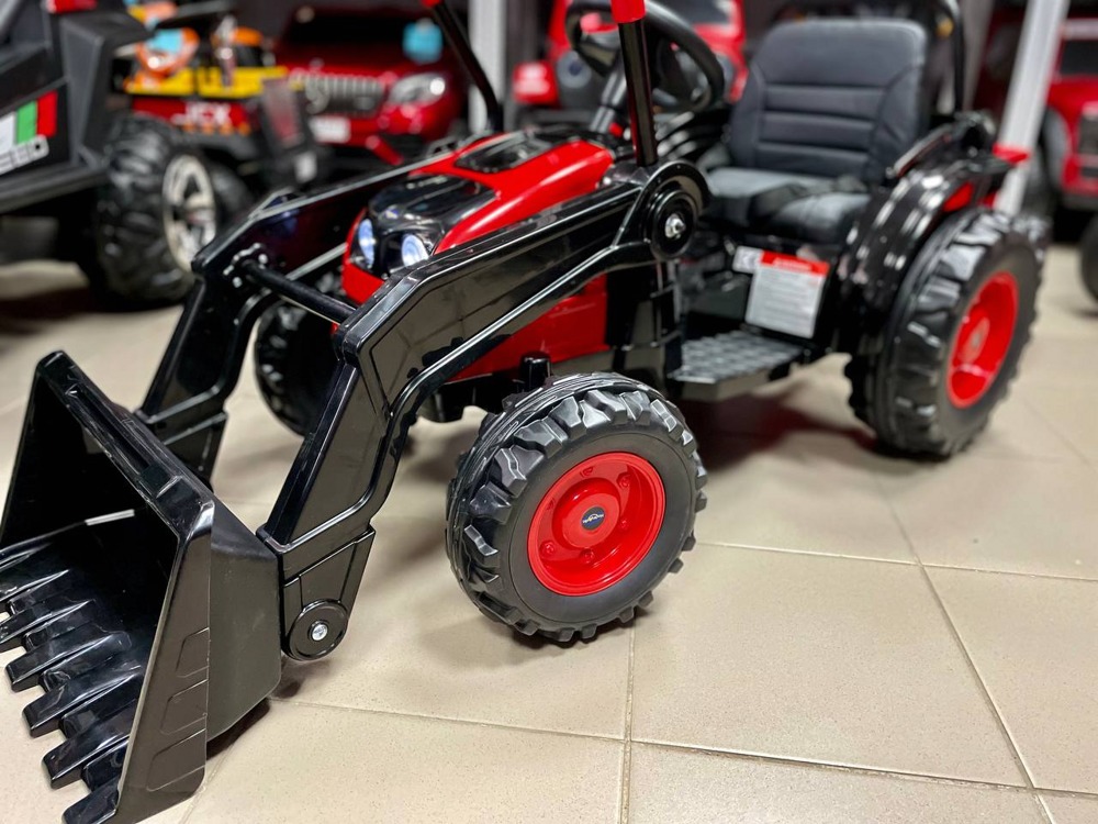 Детский электромобиль, трактор-погрузчик с прицепом RiverToys HL395 (красный) - фото