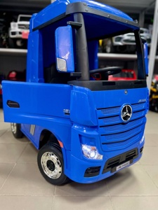 Детский электромобиль RiverToys Mercedes-Benz Actros 4WD HL358 с прицепом (синий) глянец (автокраска) лицензия полноприводный - фото