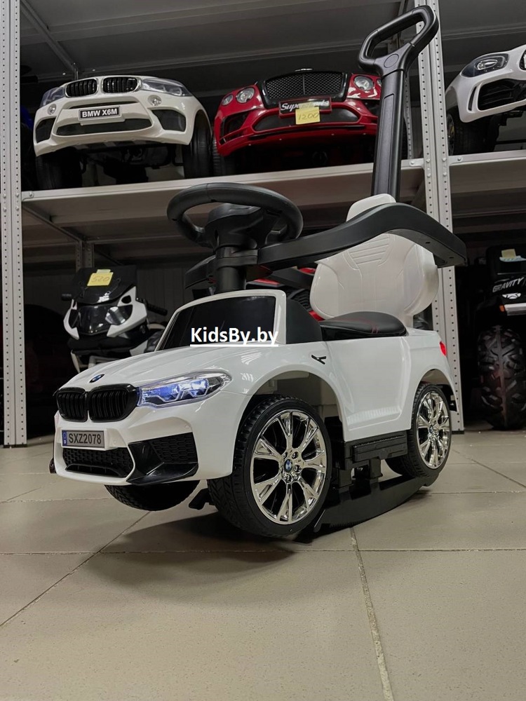 Детская машинка-каталка RiverToys BMW M5 A999MP-H (белый) Лицензия с качалкой - фото2