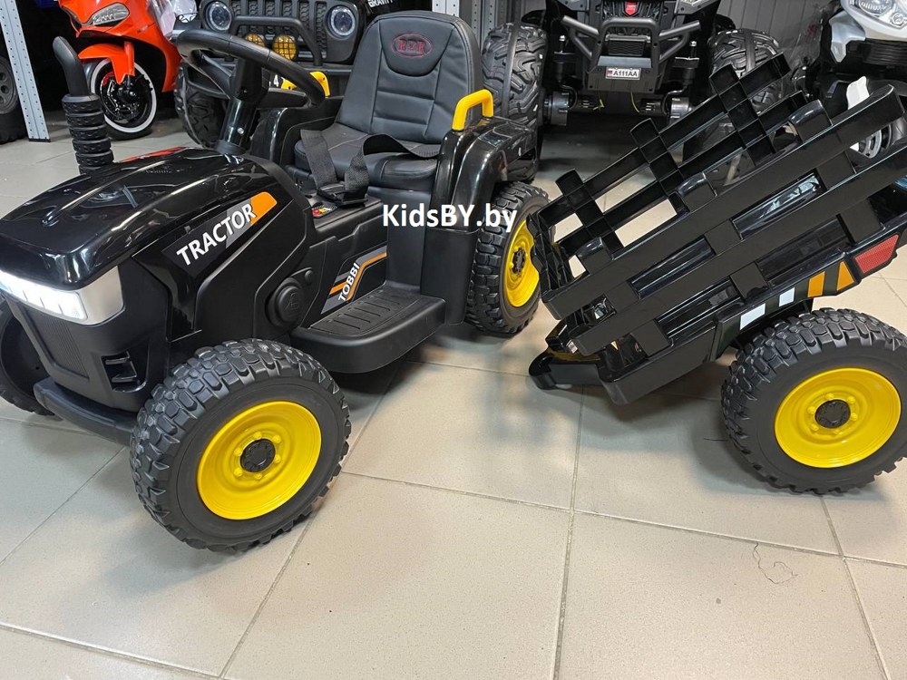 Детский электромобиль RiverToys H888HH (черный) трактор с прицепом и пультом - фото3
