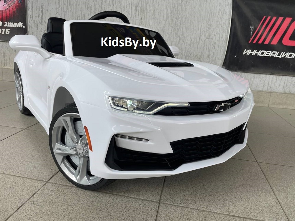 Детский электромобиль RiverToys Chevrolet Camaro 2SS HL558 (белый) Лицензия - фото5