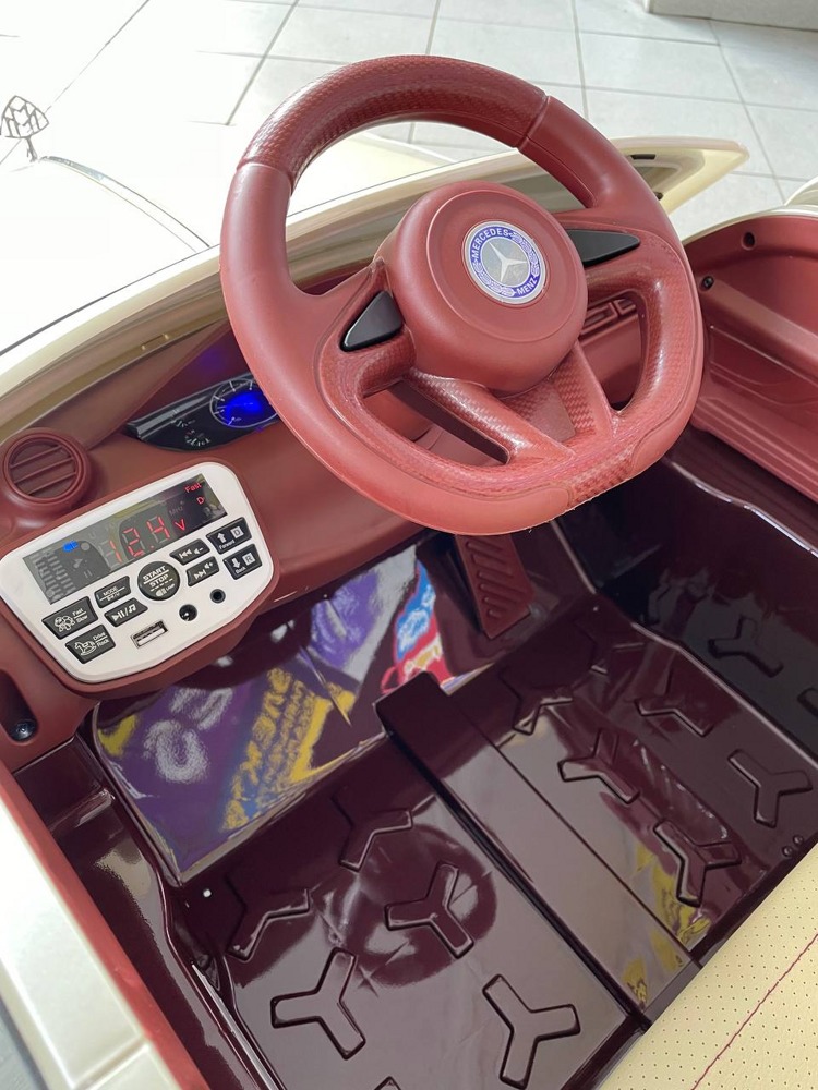 Детский электромобиль RiverToys М001БХ (красно-золотой глянец) Mercedes Полноприводный - фото5