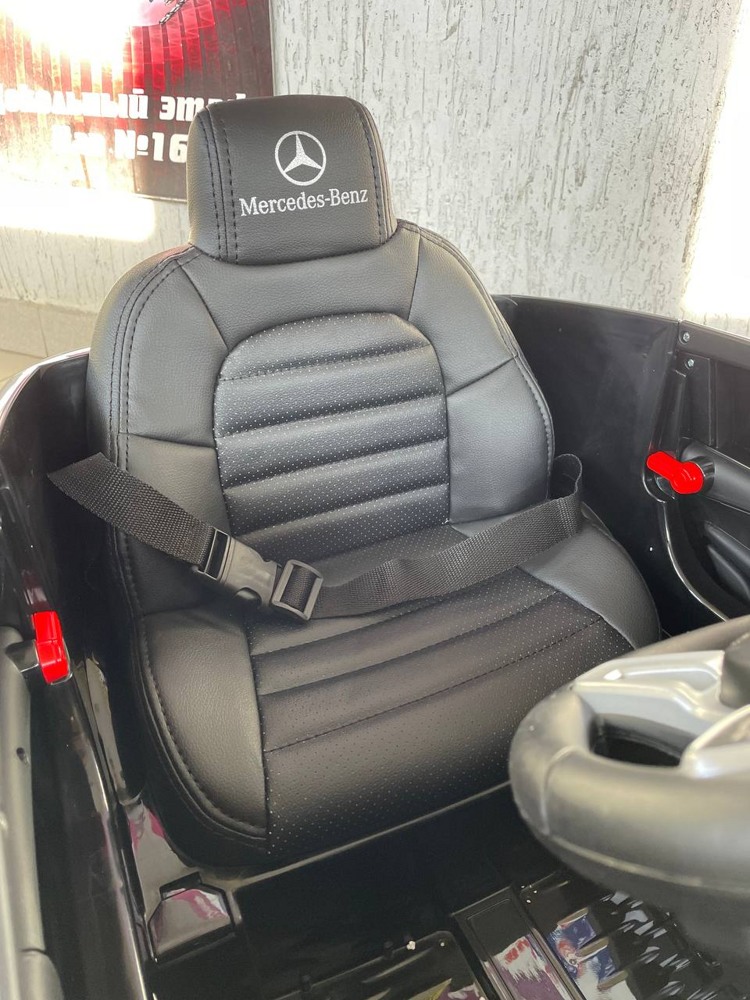 Детский электромобиль RiverToys Mercedes-Benz EQC 400 HL378 (черный) Лицензия - фото3
