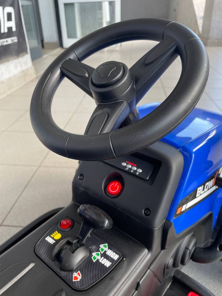 Детский электромобиль RiverToys H444HH (синий) трактор с прицепом и пультом - фото4