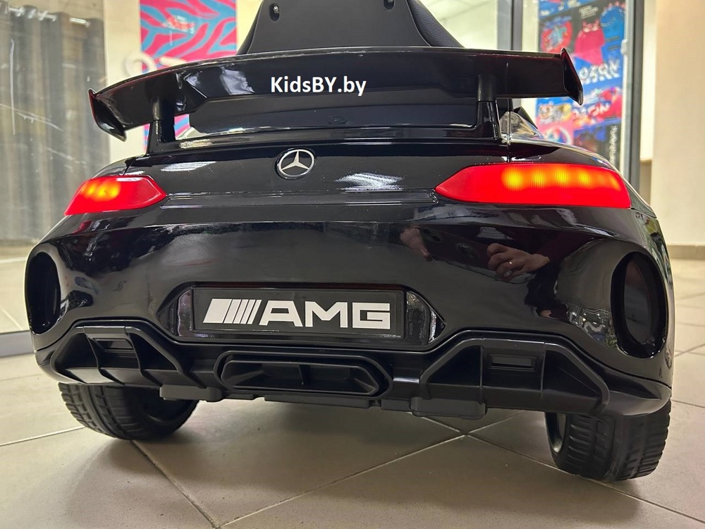 Детский электромобиль RiverToys Mercedes AMG Lux O088OO (чёрный автокраска) - фото6