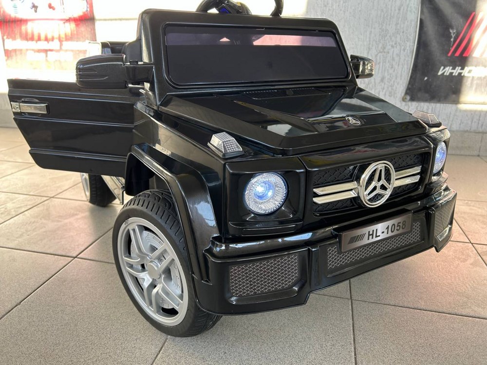 Детский электромобиль Baby Driver Mercedes-Benz арт. D111 (чёрный)