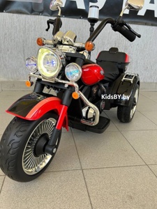 Детский электротрицикл RiverToys K003PX (красный) - фото