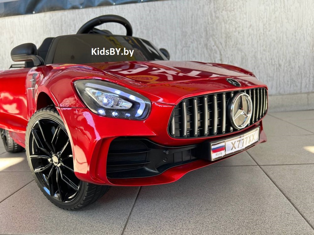 Детский электромобиль RiverToys Mercedes-Benz AMG GT X777XX (красный глянец) - фото6