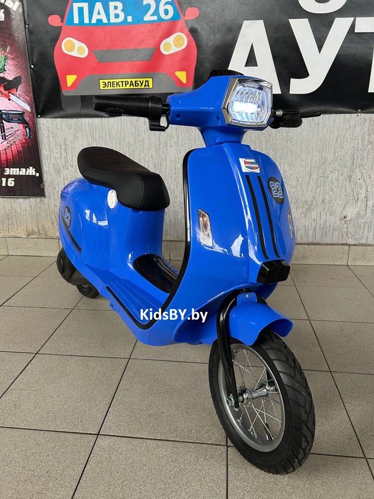 Детский электроскутер RiverToys A111AA (синий) скорость 20 км/ч, до 65 кг. - фото2