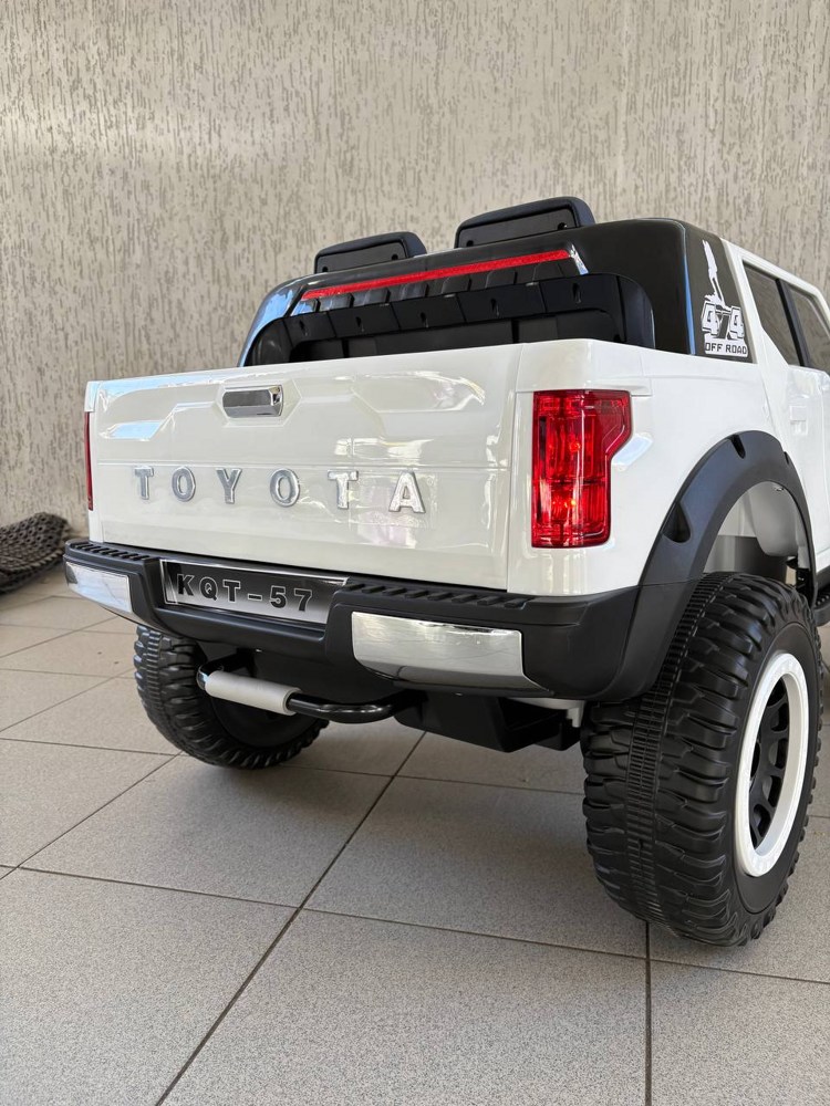 Детский электромобиль Baby Driver C111 (белый) Toyota Tundra Полноприводный - фото5