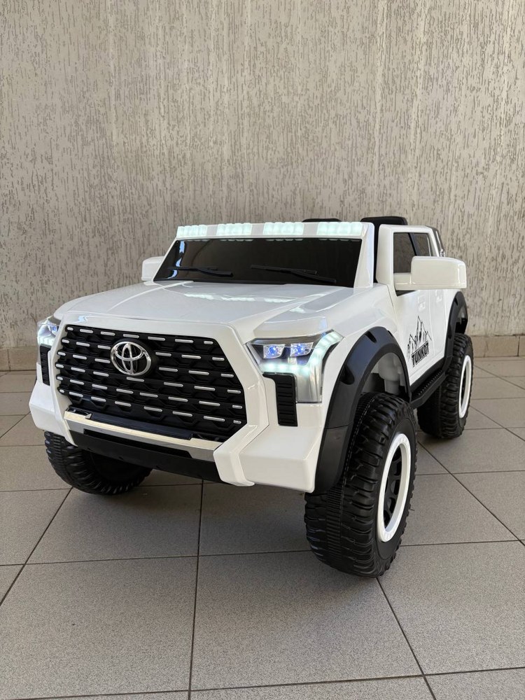 Детский электромобиль Baby Driver C111 (белый) Toyota Tundra Полноприводный