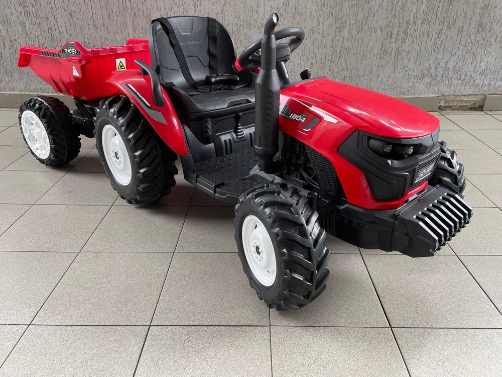 Детский электромобиль Baby Driver R444 (красный) Тракторс John Deere с электрическим прицепом, лопатой, дистанционный пульт