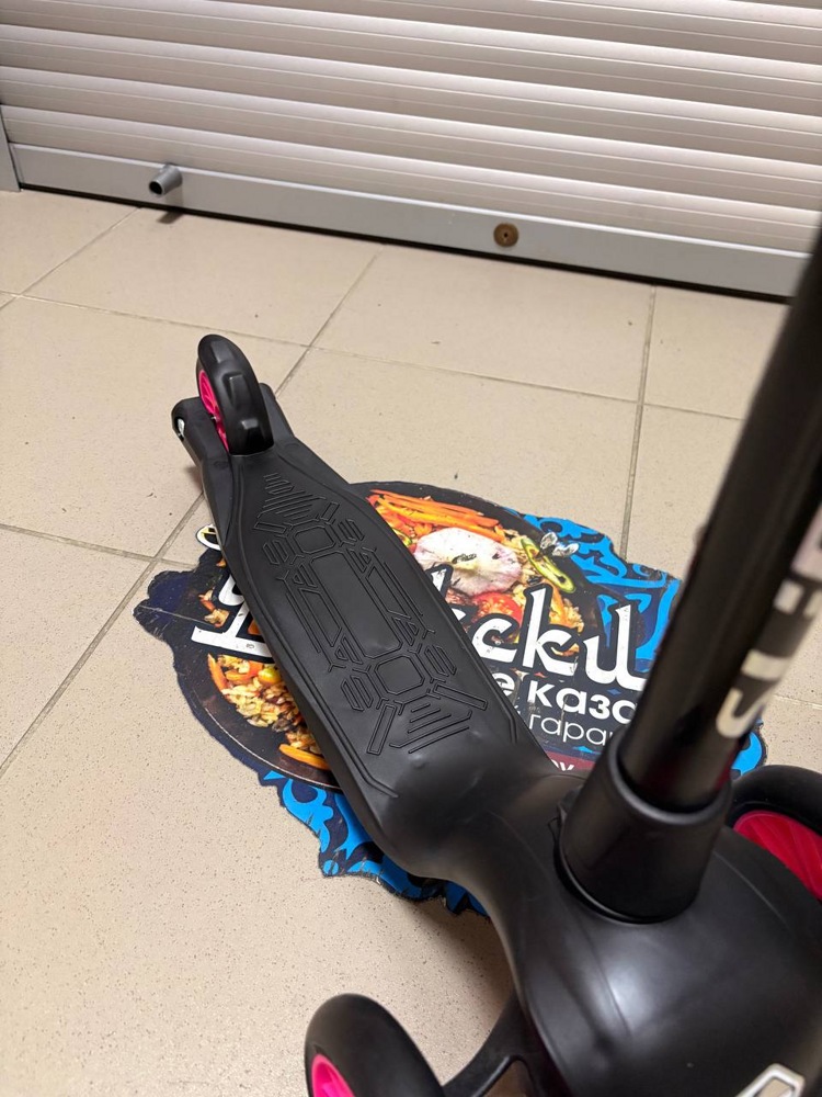 Самокат четырехколесный Slider Sport1P (розовый) фонарик в комплекте - фото3