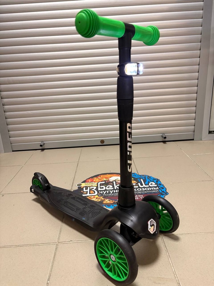 Самокат четырехколесный Slider Sport1LG (зеленый) фонарик в комплекте - фото3