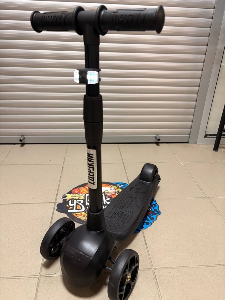 Самокат четырехколесный Slider Boss Original Bo-Ori-019 (Юпитер черный) фонарик в комплекте - фото3