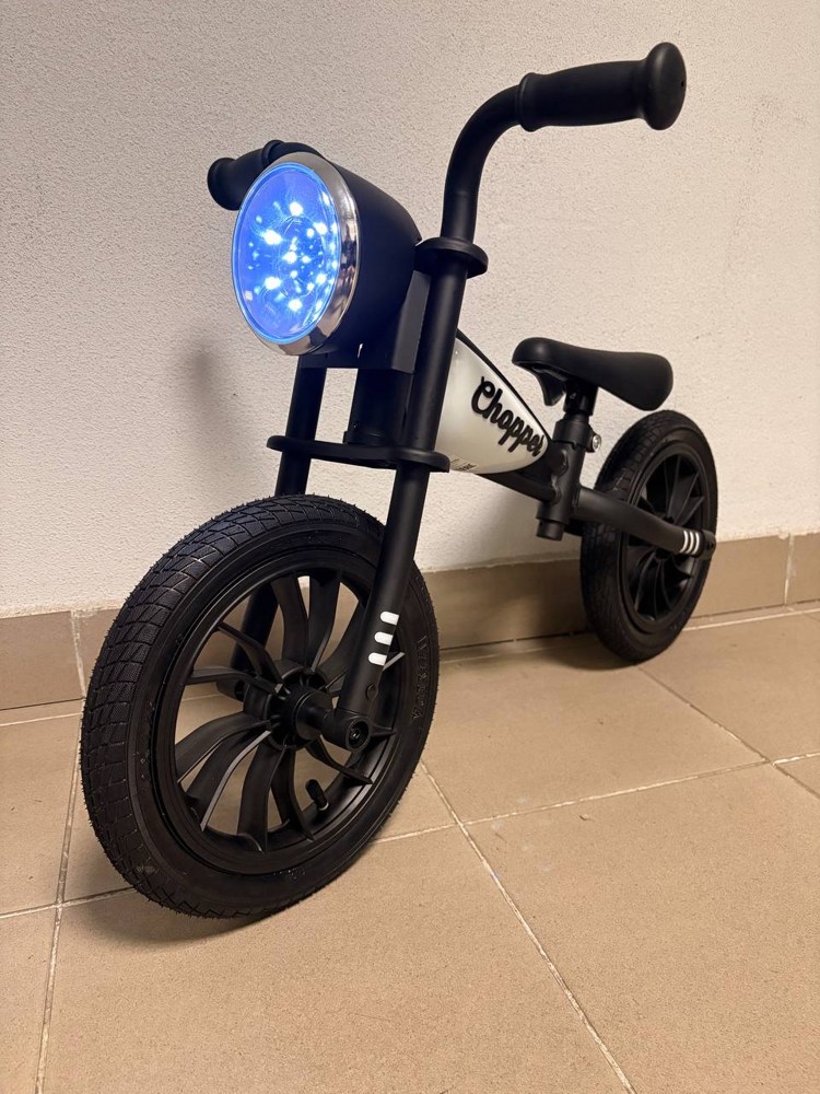 Беговел Chopper CH3W (белый) Надувные колеса 12 дюймов - фото1 Беговел Chopper CH3W (белый) Надувные колеса 12 дюймов - фото1