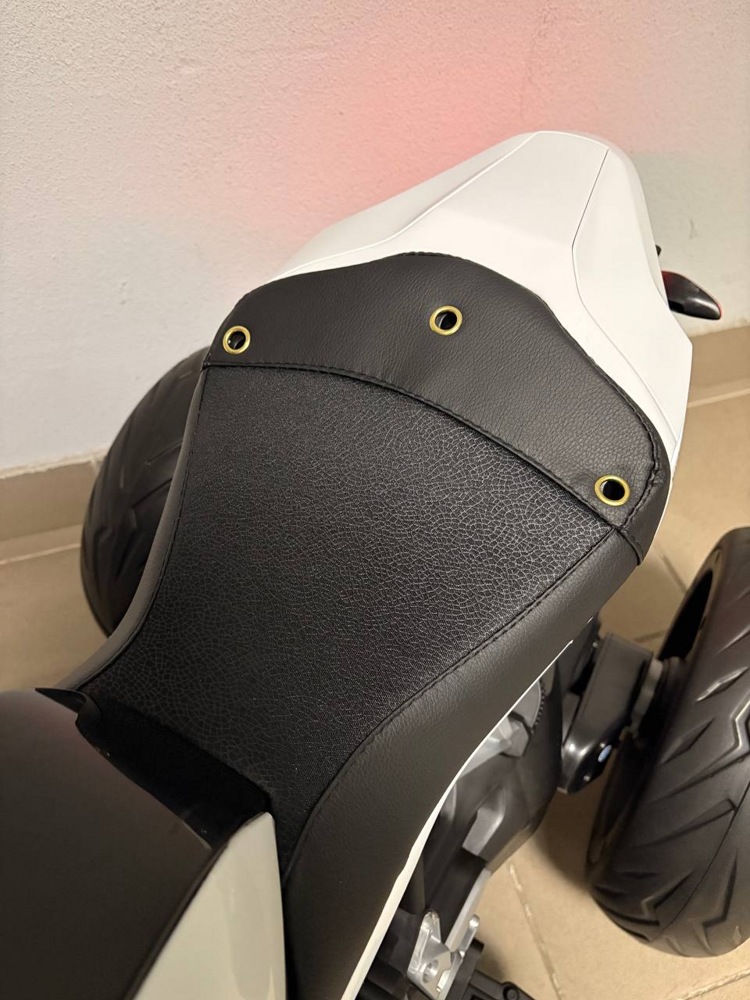 Детский электромотоцикл Baby Driver Ducati E003EE (белый) - фото4