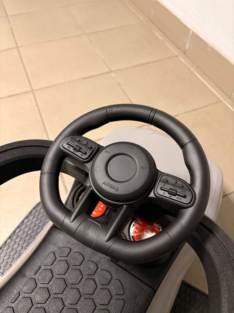 Детский толокар RiverToys Z005ZZ-A (серый) фото-5