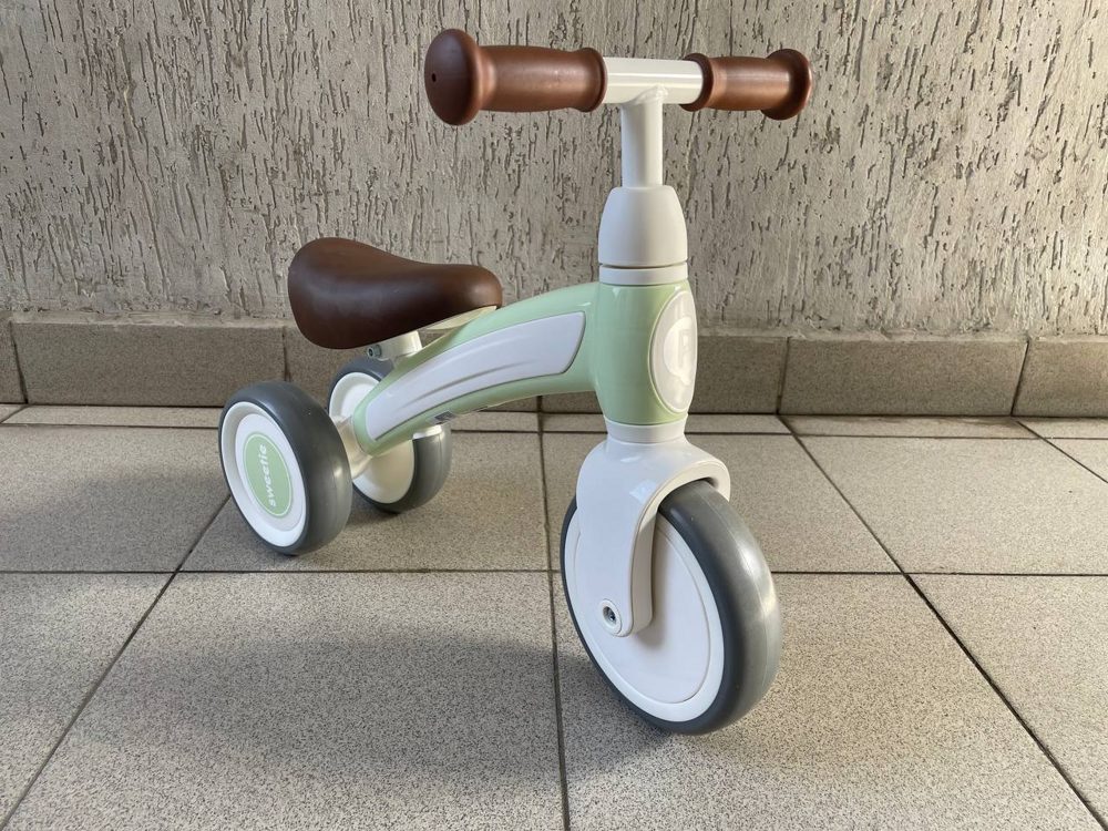 Беговел QPlay Sweetie1G (зеленый) Беговел QPlay Sweetie1G (зеленый)