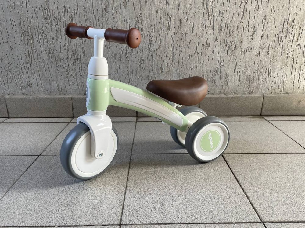 Беговел QPlay Sweetie1G (зеленый) фото-2 Беговел QPlay Sweetie1G (зеленый) фото-2