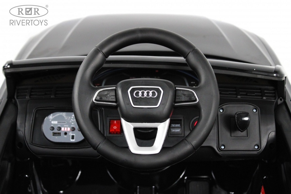 Детский электромобиль RiverToys Audi Q7 HL678 (чёрный глянец) - фото5